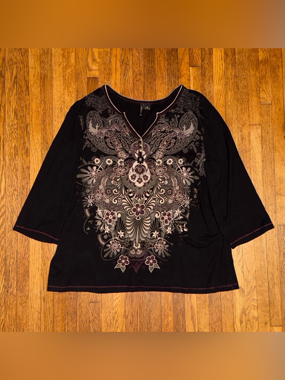 Vintage women’s new directions Black Long-Sleeve Top with Floral Medallion Print